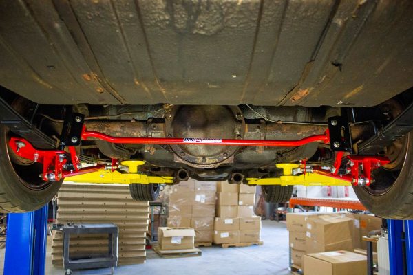 2634 - 1970-1981 GM F-Body Adjustable Sway Bar, poly, rear