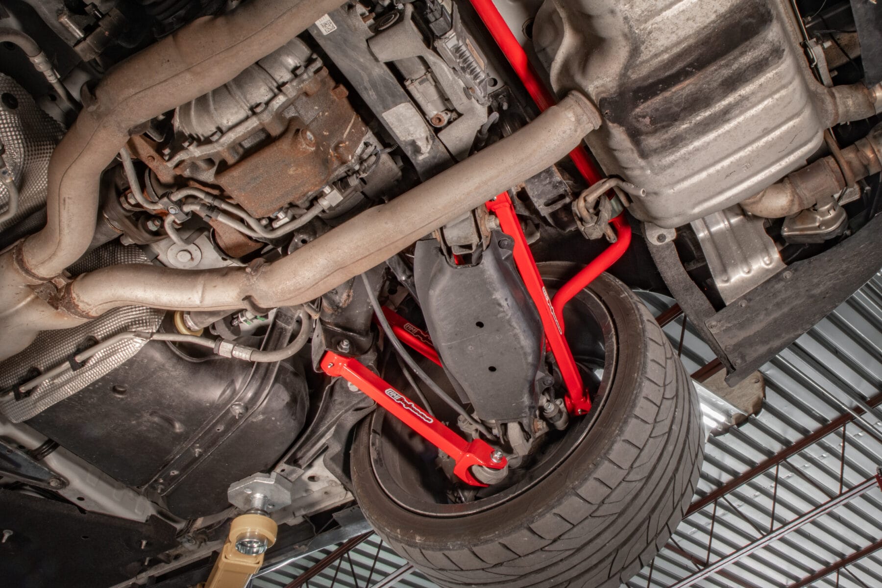 2543 - 2016-2024 Camaro Rear Toe Rods