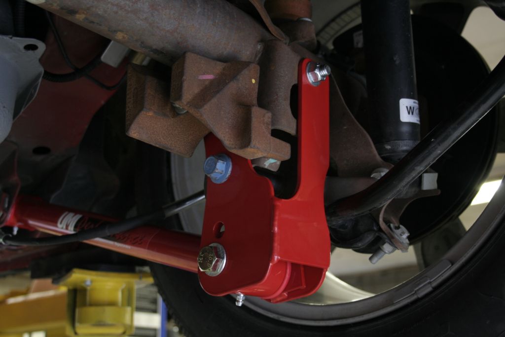 103560 - 2005-2014 Ford Mustang Rear Anti-Hop Kit- Stage 1