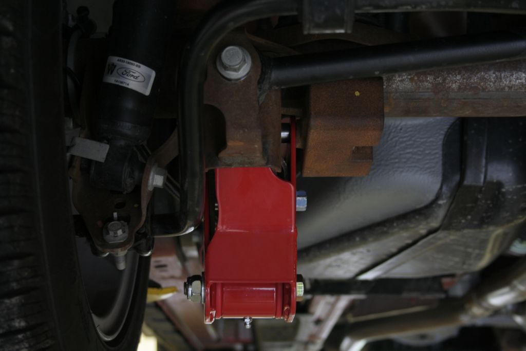 103560 - 2005-2014 Ford Mustang Rear Anti-Hop Kit- Stage 1