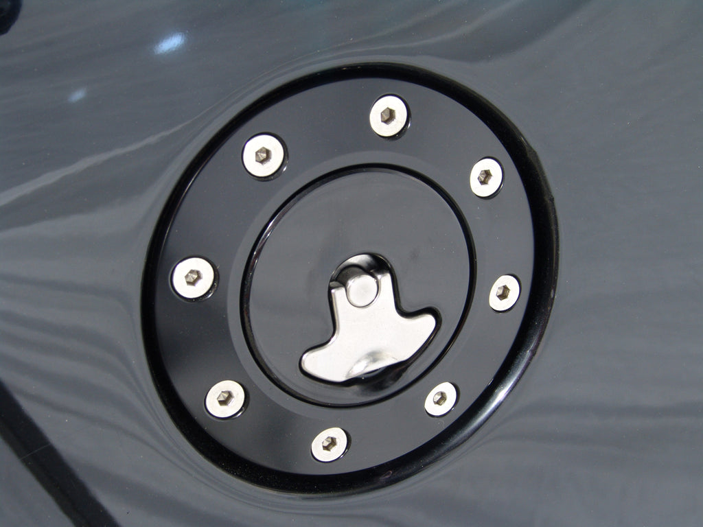 Billet Aluminum Gas Cap  Universal Fit  Locking  Anodized Black.